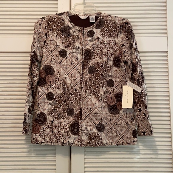 LAURA ASHLEY Zip Front Top - Picture 1 of 9